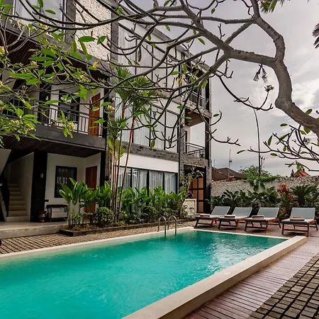 Sebelas Apartments By Evdekimi Ubud